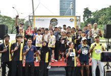 Celebrating fun, fitness and community spirit at Jom Jalan with NPC 2025 Winners of various categories gather for a photo opportunity at Jom Jalan with NPC 2025 in Padang Merbok, KL.